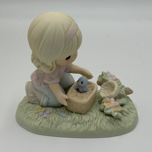 NWT Precious Moments 790001 It Only Takes A Moment To Show You Care Issued 2007 - Picture 8 of 12